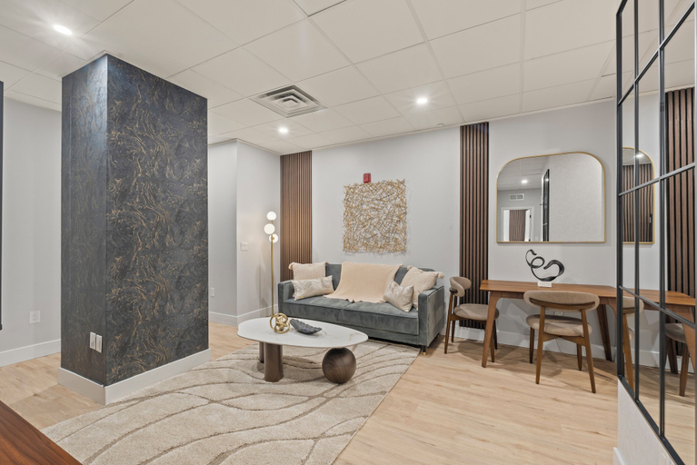 Primary image, Apartmint at The Metropolitan, Philadelphia