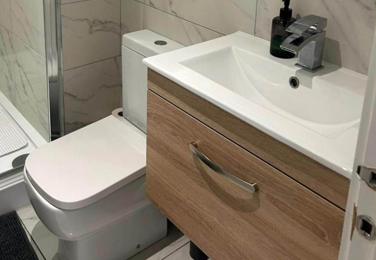 Bathroom 2, Studio- West Burton Power Station- Ranby, Nottinghamshire