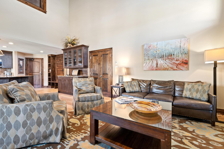 Living area 3, Borders Lodge L406 3BD Beaver Creek Ski-in, Ski-out Condo, Eagle
