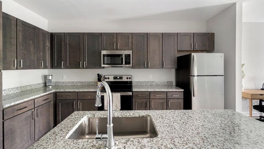 Interior 3, Landing Amazing 1bd, Gym, Knox