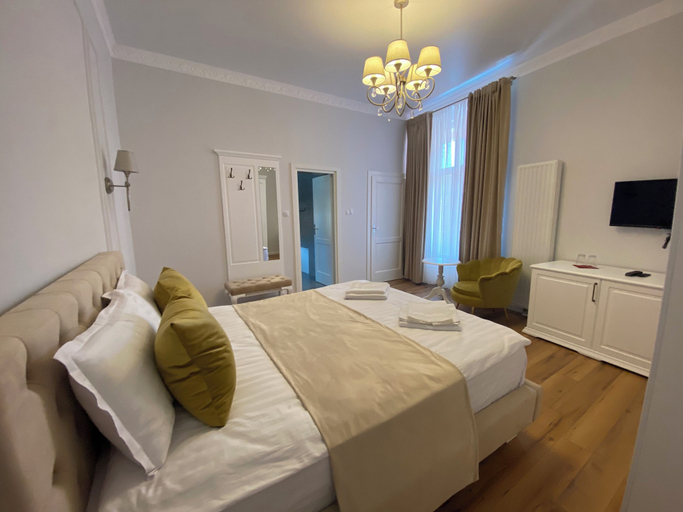 Room 5, Korona Guesthouse, Miercurea Ciuc