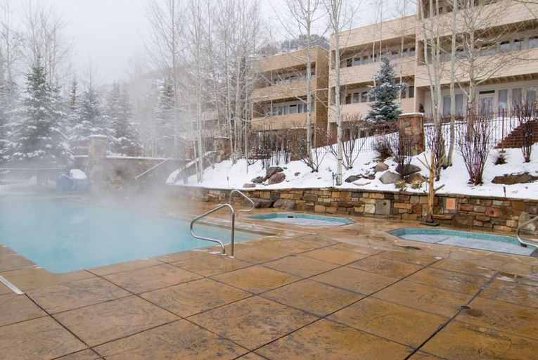 Pool 4, Sun Vail 13e, 2bd, 2BA Condo With Vail Mountain Views, Eagle