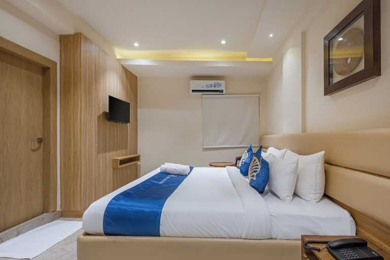 Room 3, Hotel Elvo Suites Madhapur HITEC City, Hyderabad