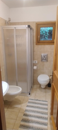 Bathroom 3, Albergo Sorive, Trento