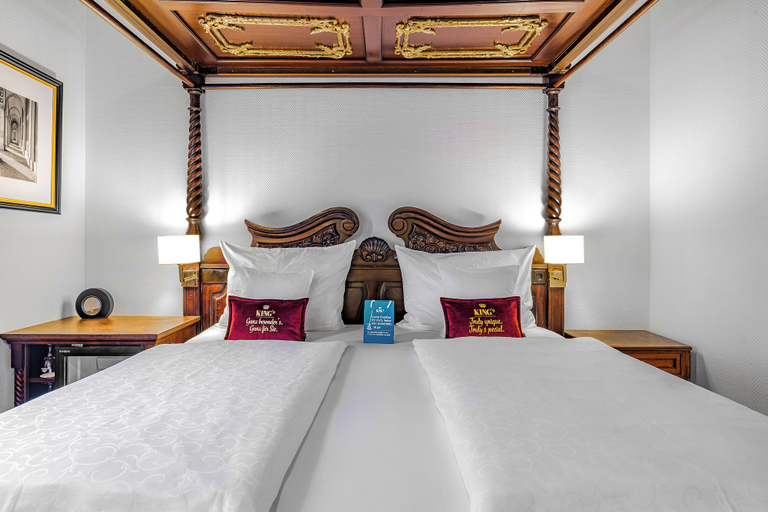 Bedroom 3, KING's HOTEL Center Superior, München