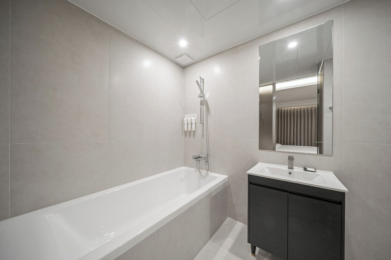 Bathroom 3, ACT호텔 어반, Buk