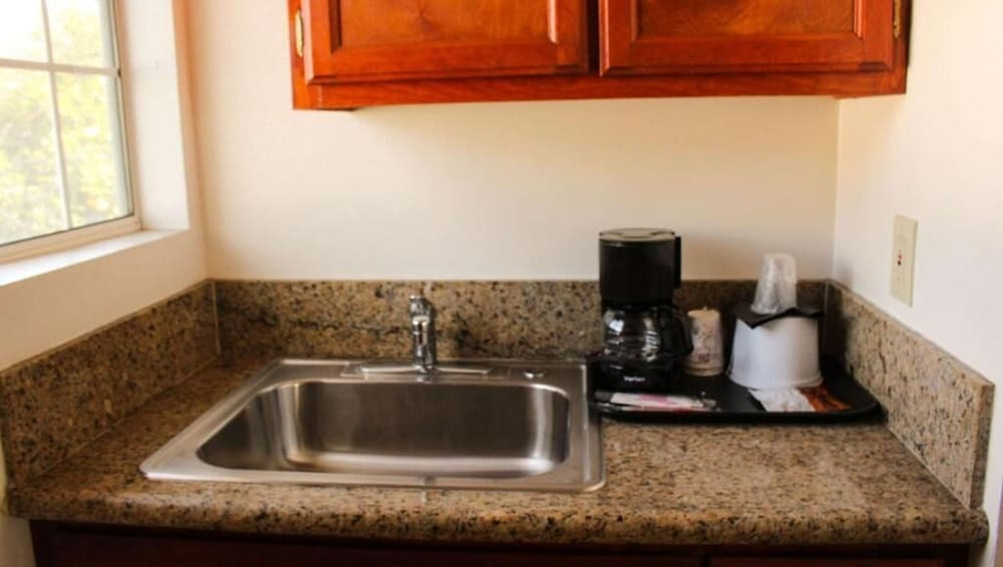 Others 4, Motel 6 Glendale, CA – Pasadena Burbank Los Angeles, Los Angeles