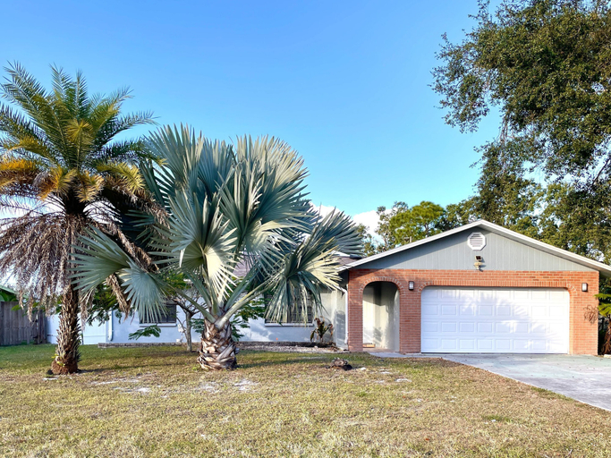 Room 4, Sarasota Family Home Private Heated Pool Relax, Manatee