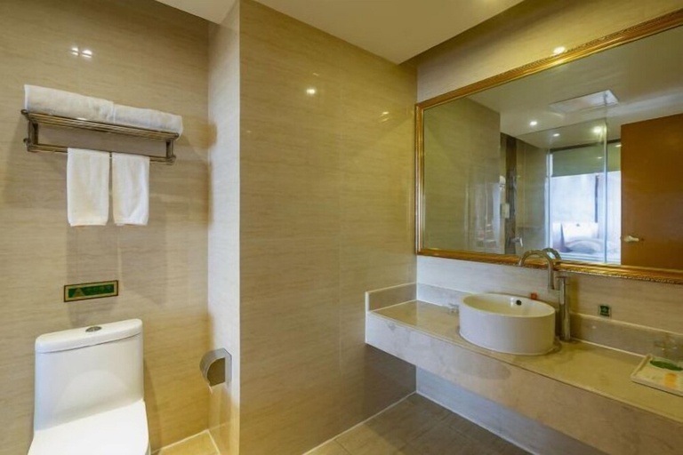 Bathroom 3, Vienna Hotel Hunan Hengyang Railway Station, Hengyang