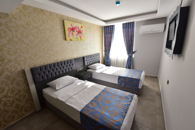 Bedroom 2, Erdem Hotel, Antalya