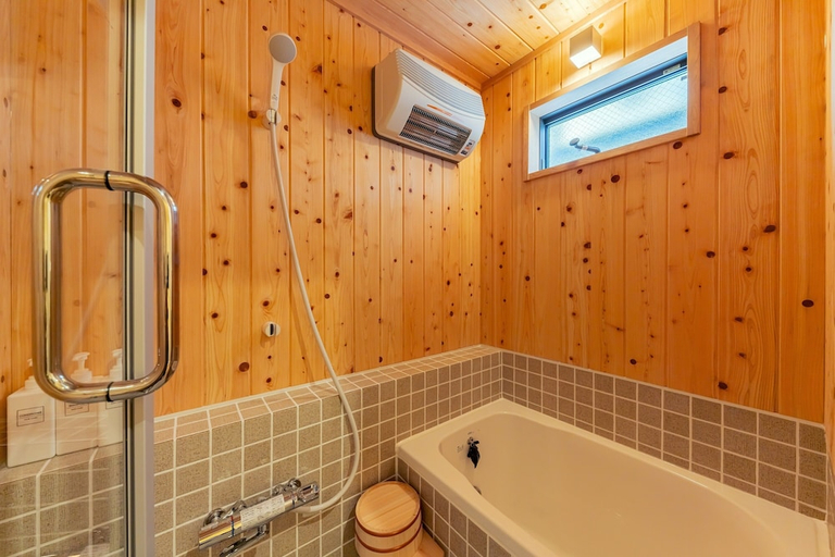 Bathroom 3, Yadoya Sen no Kaze, Taitō