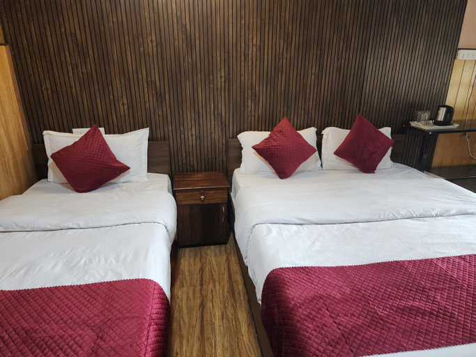 Bedroom 2, VERONICA ALPINA HOME STAY, DARJEELING INDIA, Darjiling