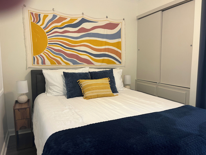 Room 3, A Peaceful Pearl Walkable Downtown, Jackson
