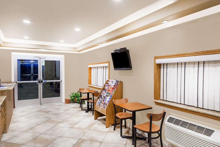 Public Area, Travelodge by Wyndham Barstow, San Bernardino