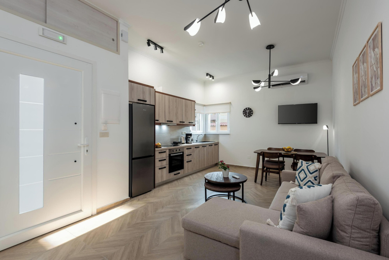 Living area 4, Marilianas Apartment, Crete