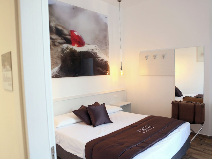 Bedroom 4, Dimora Diamante, Napoli