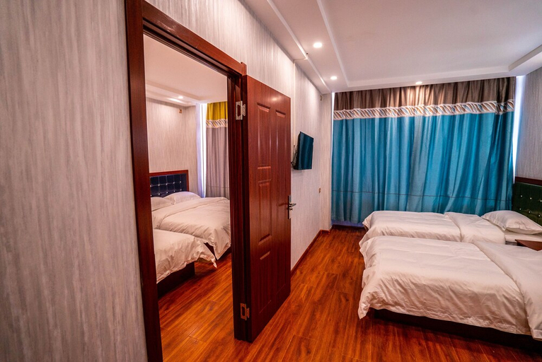 Bedroom 2, Holiday Hotel, Vladivostok gorsovet