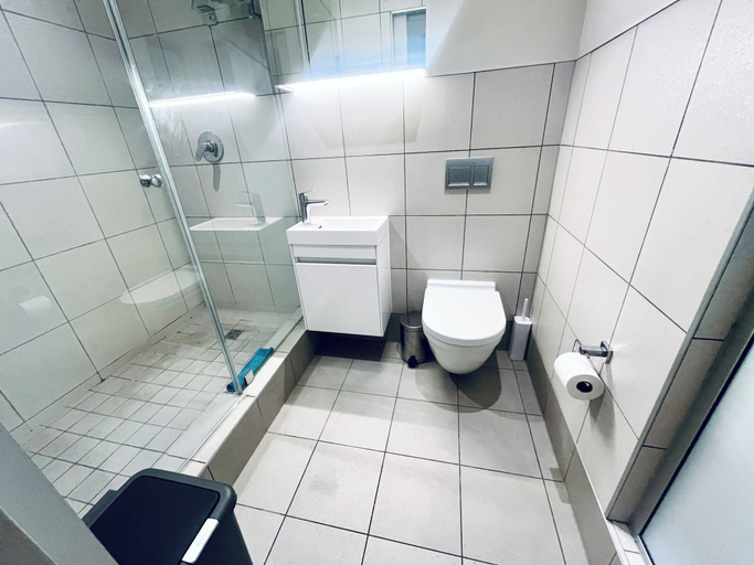 Bathroom 3, FORESHORE PLACE, City of Cape Town