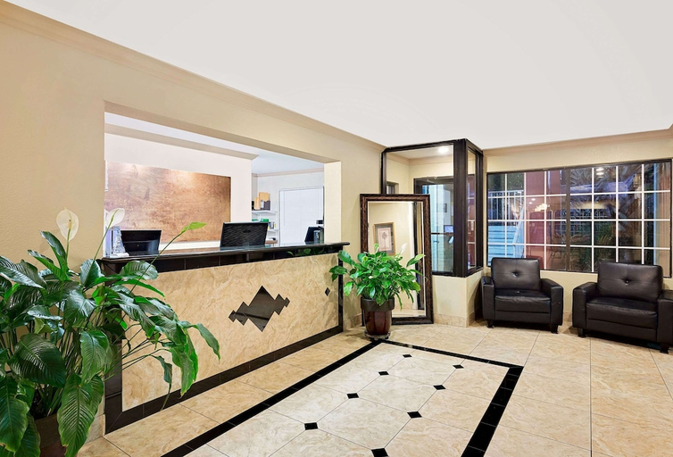 Public Area, Days Inn by Wyndham Fort Walton Beach, Okaloosa