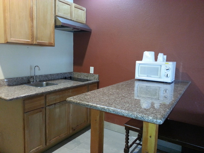 Others 5, Scottish Inn & Suites, Houston