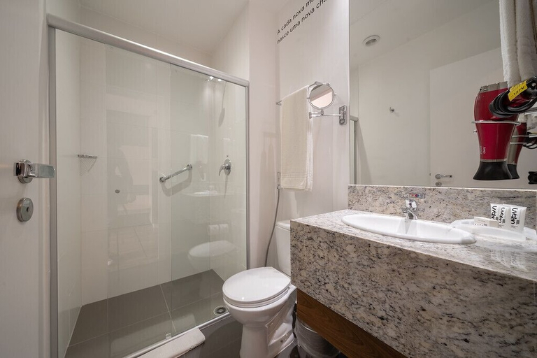 Bathroom, URBAN by UNU, Osasco