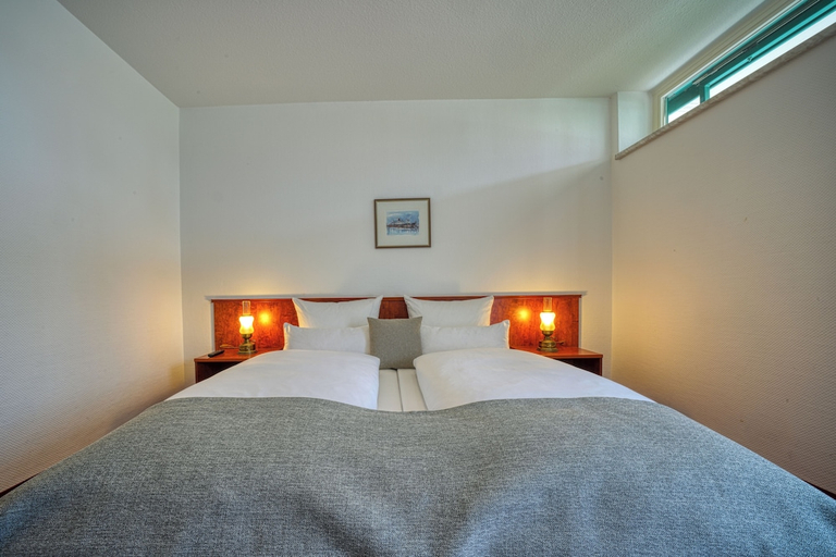 Bedroom 2, Hotel Seeblick Wismar, Nordwestmecklenburg