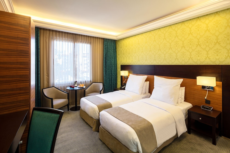 Bedroom 3, Corp Amman Hotel, Wadi Essier
