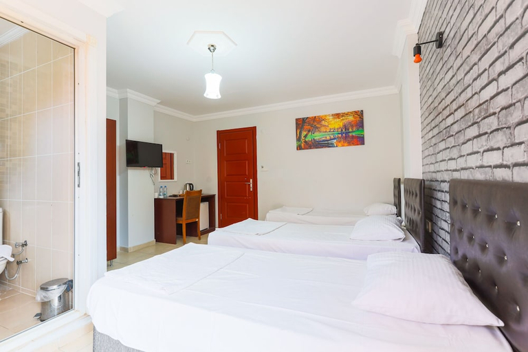 Bedroom 3, İznik Otel, İznik