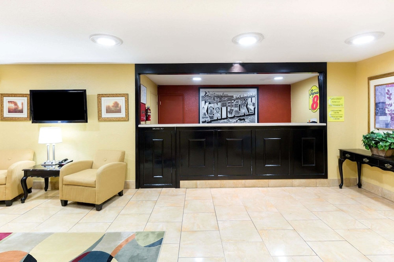 Public Area, Super 8 By Wyndham Richmond, Madison