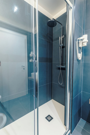 Bathroom 3, Bed And Best, Roma
