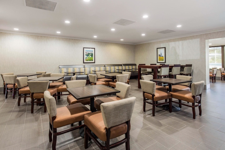 Food & Drinks 5, Comfort Inn College Park North, Prince George's