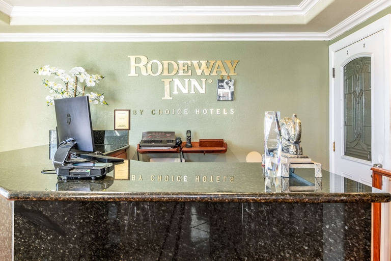 Public Area, Rodeway Inn Barstow Route 66, San Bernardino