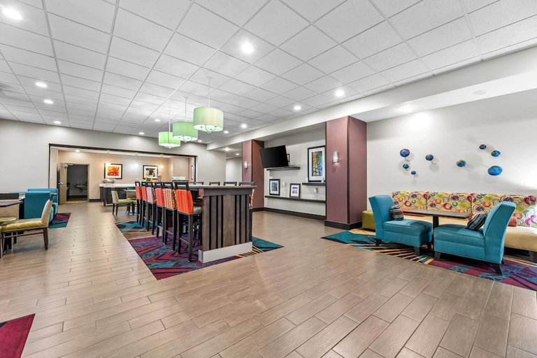 Public Area 2, Quality Inn - Pratt, Pratt