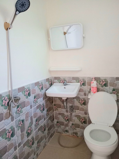 Bathroom, Ozone at farm, Chom Bung