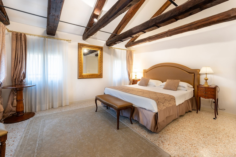 Bedroom 2, San Teodoro Palace Luxury Apartments, Venezia
