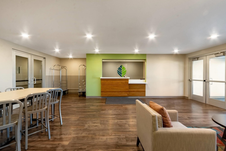 Public Area 2, Woodspring Suites Tolleson - Phoenix West, Maricopa