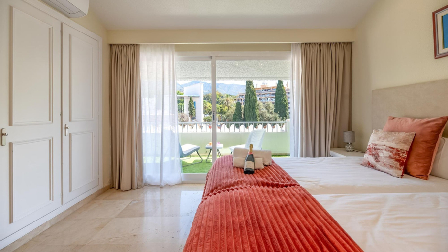 Bedroom 3, Penthouse Boutique Suite Marbella, Málaga