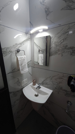Bathroom 2, Bethany Homestay, Ernakulam