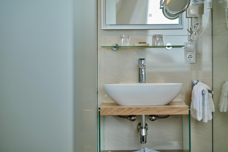 Bathroom 4, Hotel Bodensee, Bregenz