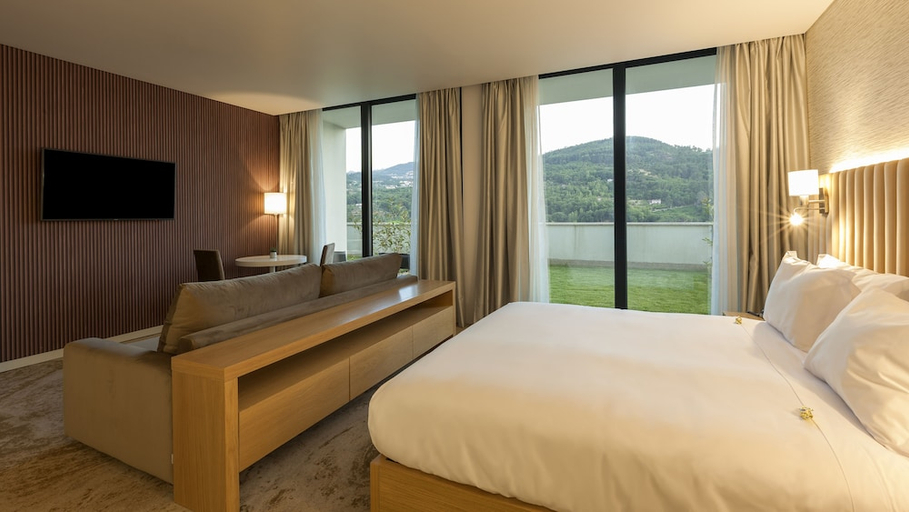 Bedroom 3, Douro Royal Valley Hotel & SPA, Baião