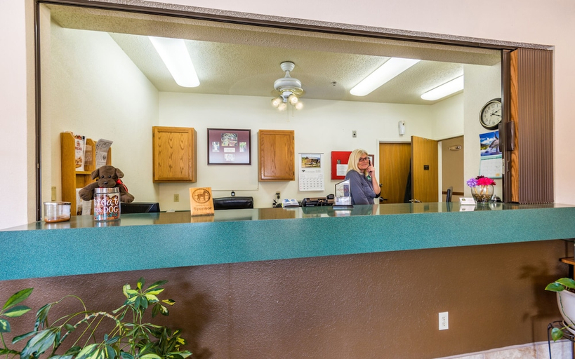 Public Area 2, Wamego Inn And Suites, Pottawatomie