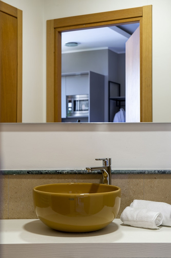 Bathroom 4, AllegroItalia La Spezia, La Spezia