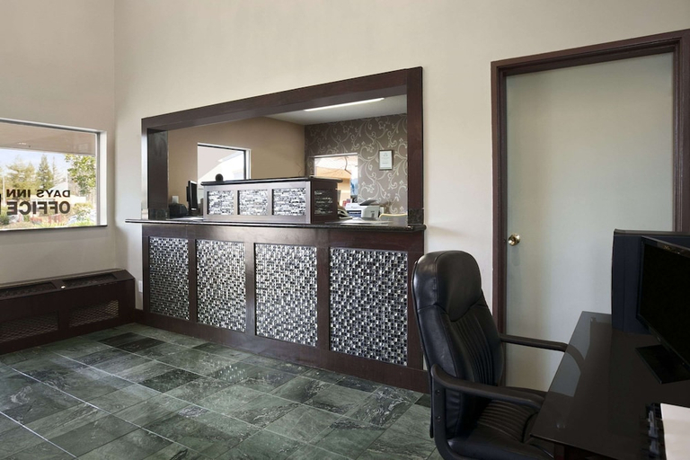 Public Area 2, Days Inn by Wyndham Rocklin/Sacramento, Placer