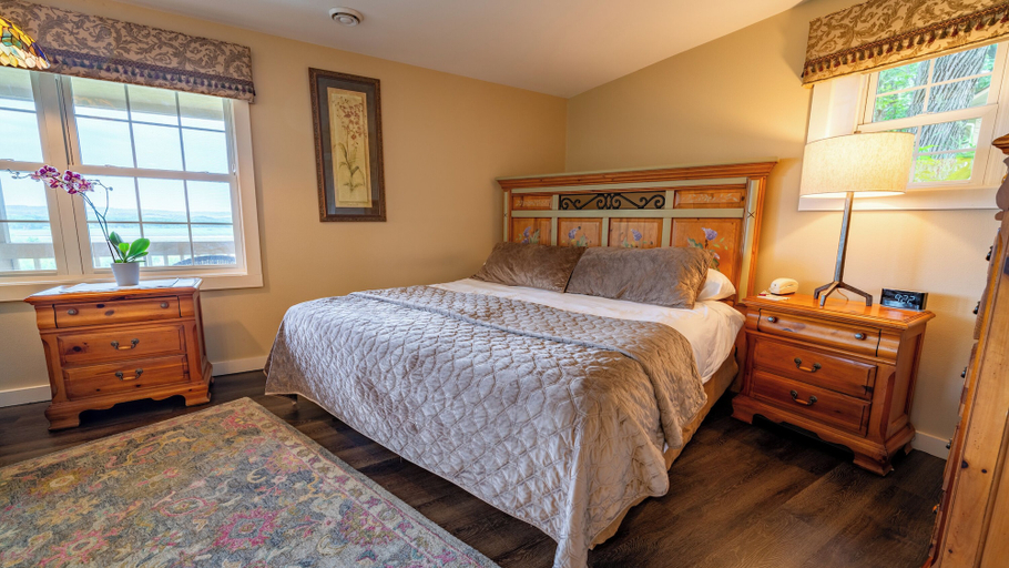 Bedroom 2, Goldmoor Inn, Jo Daviess