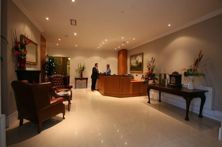 Public Area, Classic Lodges - Farington Lodge, Lancashire