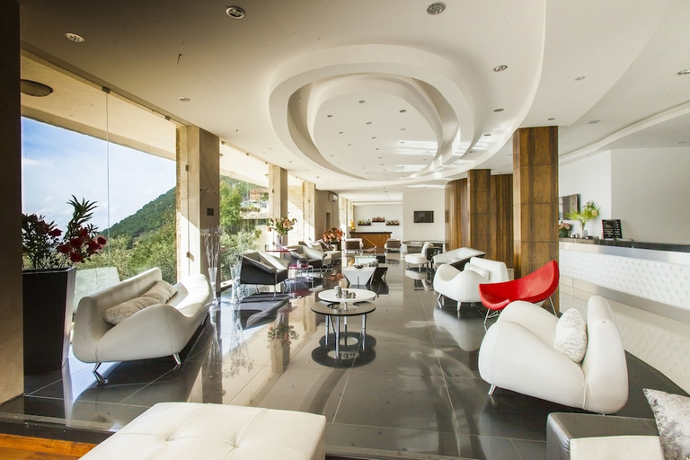 Public Area, Le Tournant Hotel & Resort, Zgharta
