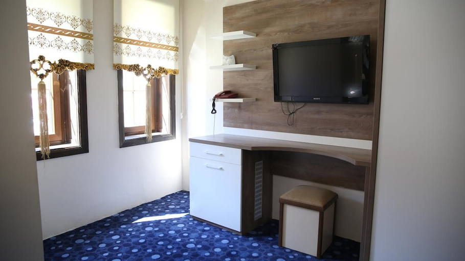 Bedroom 3, Grand Harsena Hotel, Merkez