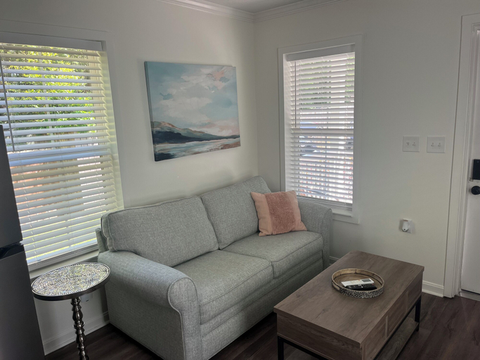 Living area 4, A Peaceful Pearl Walkable Downtown, Jackson