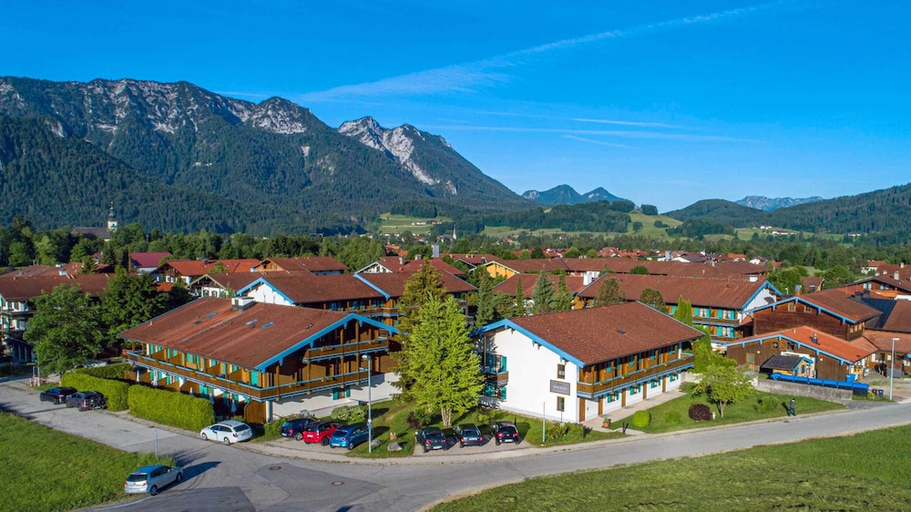 Exterior & Views 1, Das Bergmayr - Chiemgauer Alpenhotel, Traunstein