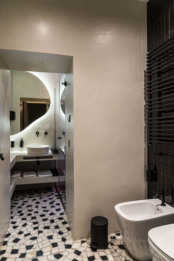 Bathroom 5, Via Chiaia 123 - Camera Oltremare, Napoli
